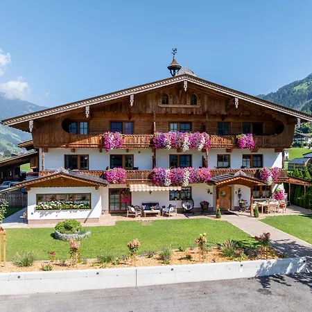 Larchergut Apartament Mayrhofen